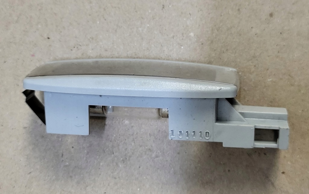 Лампа освещение кабины салона vw golf v 1k seat skoda audi 1k0947109 оригинальный номер Недорого