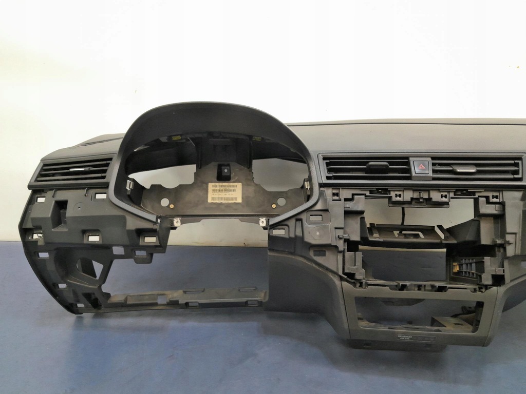 фото №5, Seat ibiza v приборная панель rozdziecza приборная панель подушка