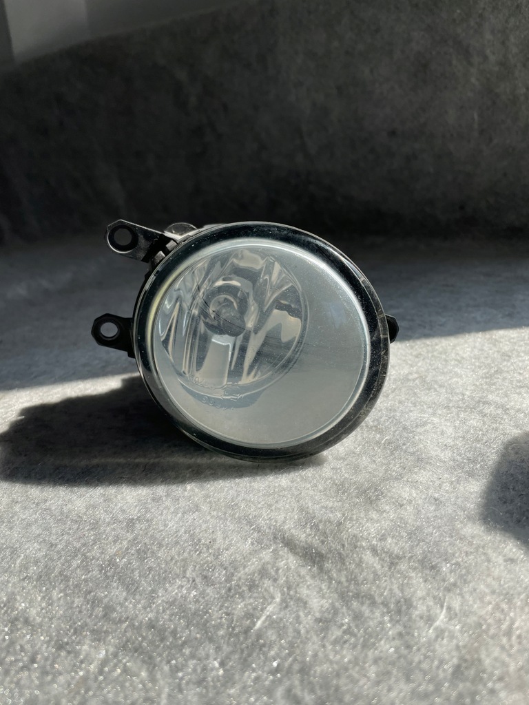 фото №1, Toyota auris rav4 avensis левый противотуманная фара