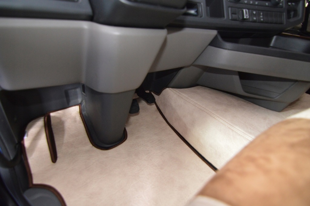 фото №2, Килимки eko шкіра marszczona scania r po 2017 r