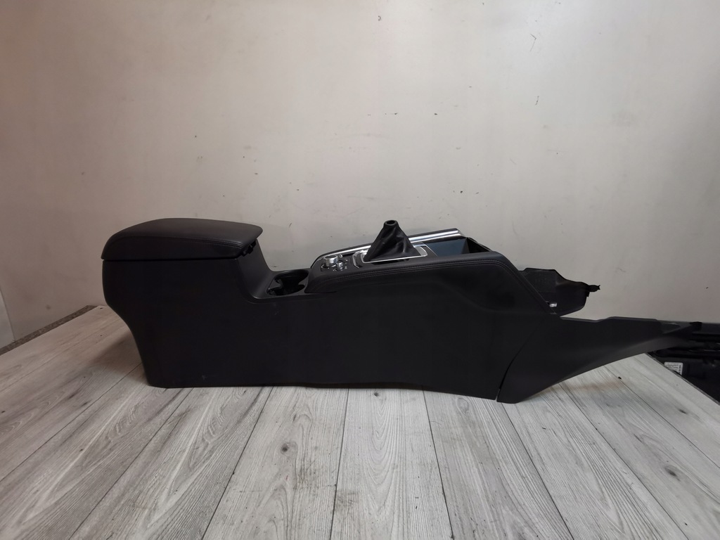 фото №7, Mazda cx5 ii 17- туннель средний подлокотник