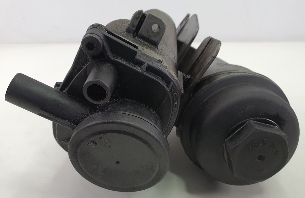 фото №5, Корпус основание фильтра масла volvo 2.4d 08642839