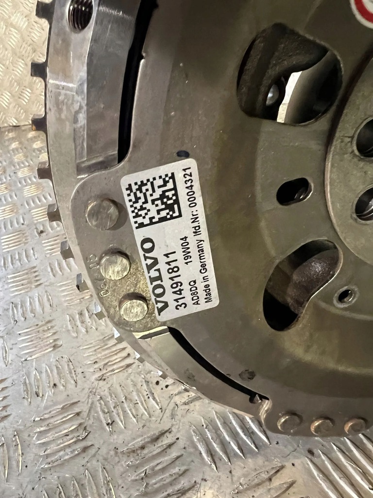 фото №3, Volvo xc90 генератор