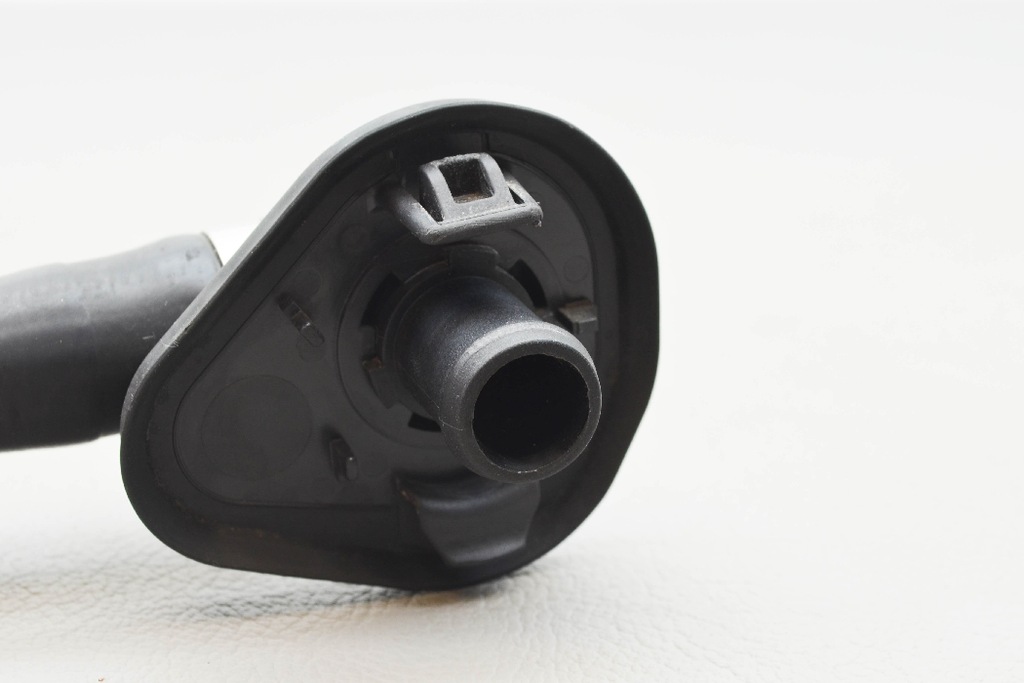 фото №6, Труба охолодження audi a5 sportback f5a 8w1819350b 2.0l бензиновий 185kw 2017