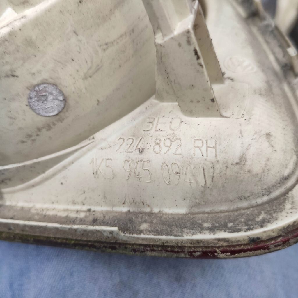 фото №6, Лампа ліва права задня задня кришки vw jetta 1k5945094