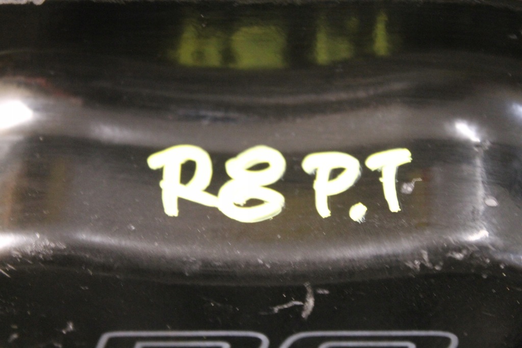 фото №7, Audi r8 420 06- суппорт тормозной правый задняя