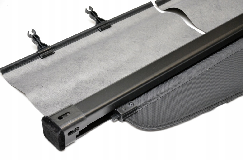 Купити Шторка накладка багажника toyota verso 2009-2018 r. нова чорна якість