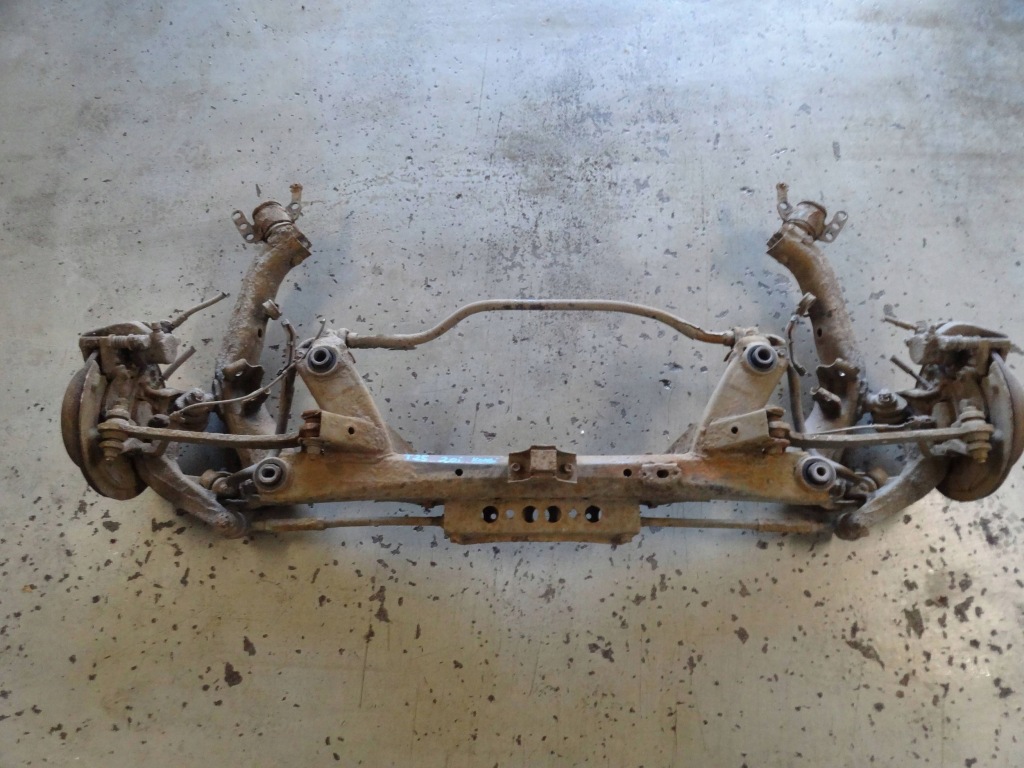 Купить Toyota avensis t25 2004 2.0 b kombi балка os подвеска задний  задняя