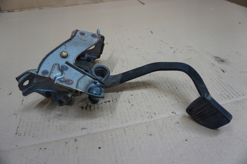 фото №1, Land cruiser 90 95 педаль зчеплення 96-02r eu