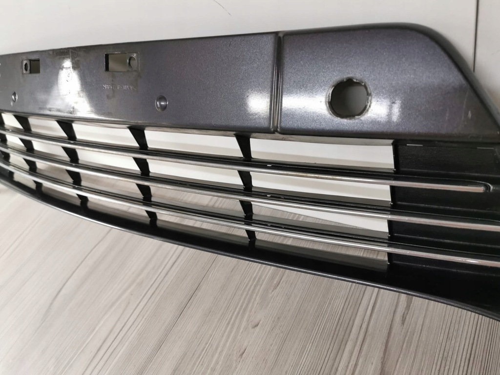 фото №6, Решітка бампера середня toyota auris ii