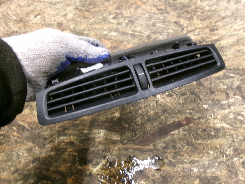 фото №1, Ford kuga ii mk2 решётка обдув средняя lift