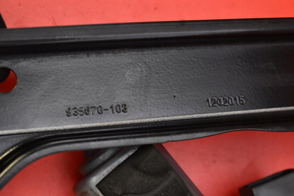 фото №15, Подъемник стекло правый задняя 935670-103 mercedes cla c117 13-16