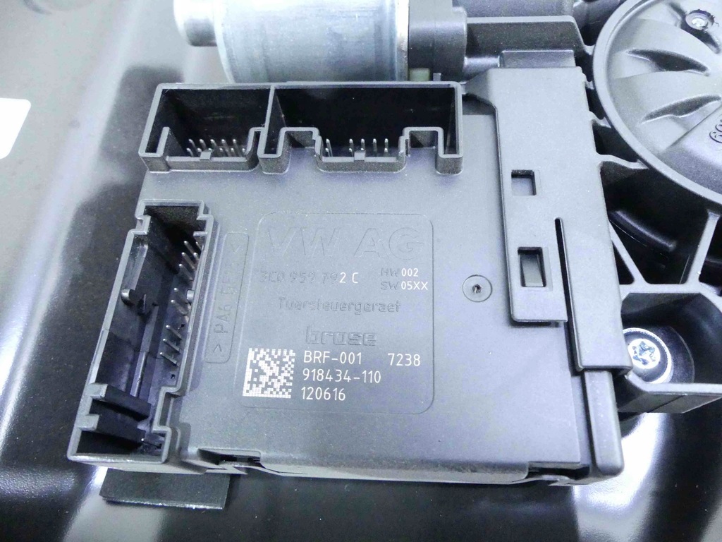 фото №6, Подъемник перед правый vw passat b7 3aa959702a