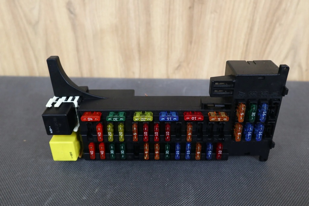 фото №2, Mercedes slk r170 lift коробка предохранителей bsi