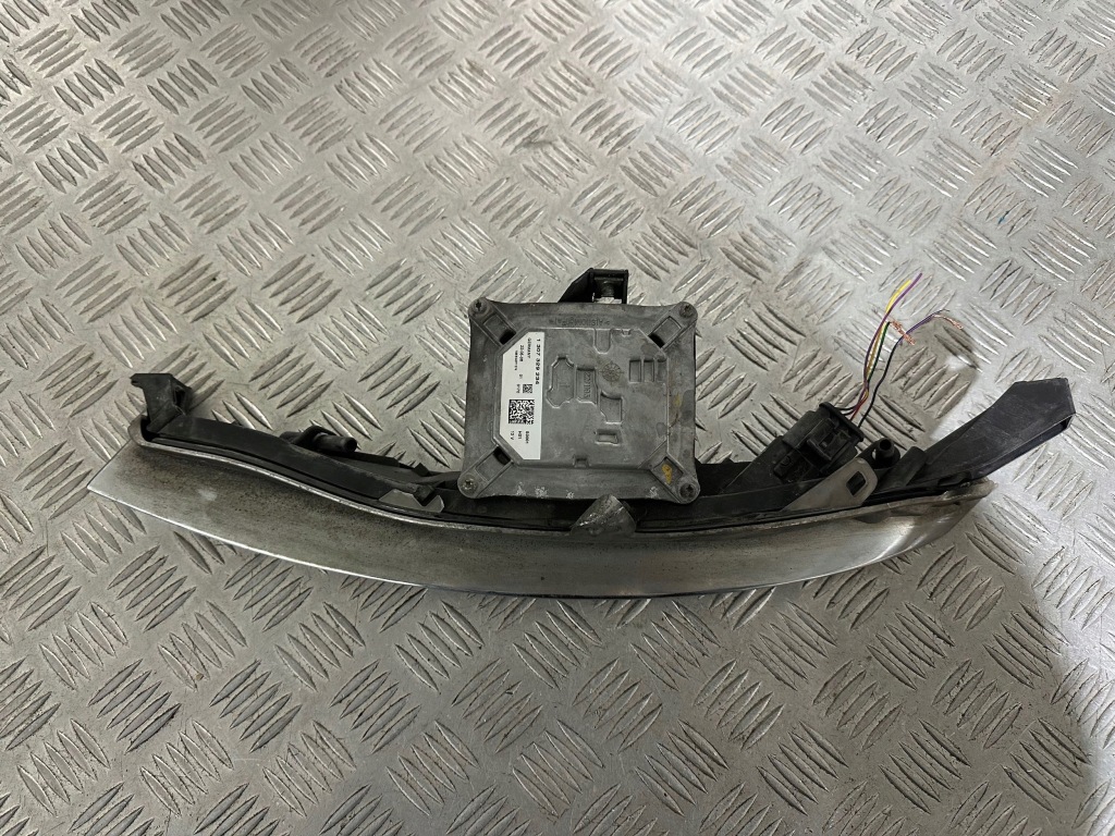 Lancia delta iii led drl правий kompletny справний 46120748 в Україні