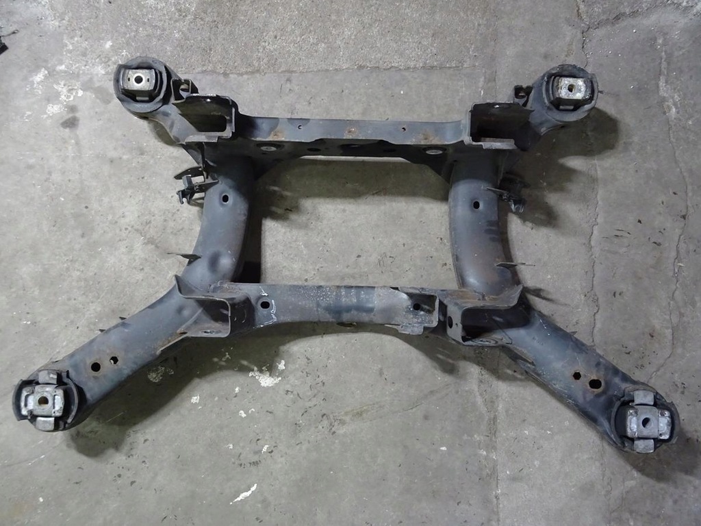 фото №1, Подрамник задняя mercedes w166 ml