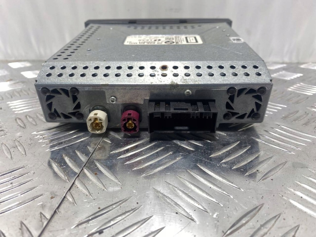 фото №5, Bmw 7 f01 f02 f03 f04 2010 автомагнитола