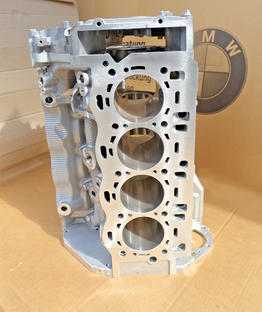 фото №7, New блок двигателя s63b44b s63 оригинальный номер 8093293 f90 m5 f95 x5m новый lift