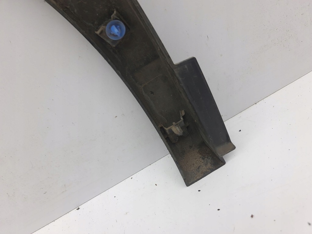 фото №11, Peugeot 2008 ii 2021 левая сторона молдинг крыла заднего