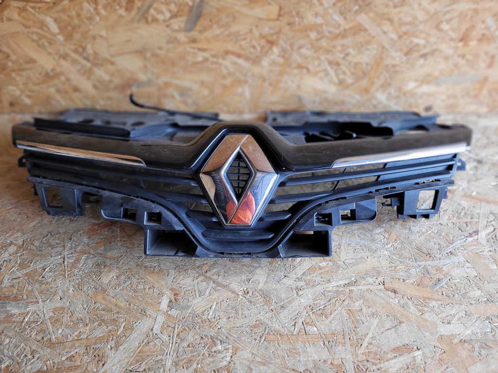 фото №5, Renault clio iv lift решётка радиатора решётка радиатора бампера оригинал fv