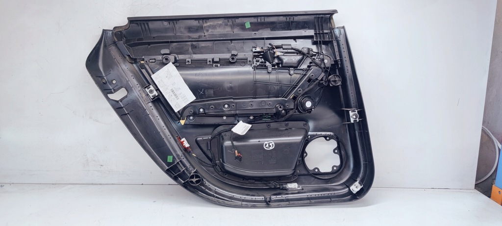 фото №6, Обшивка дверь audi оригинальный номер 4f0867306