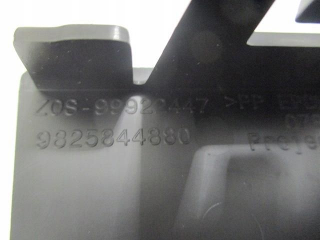 фото №5, Peugeot 2008 ii заглушка радара бампера nowa оригинальная