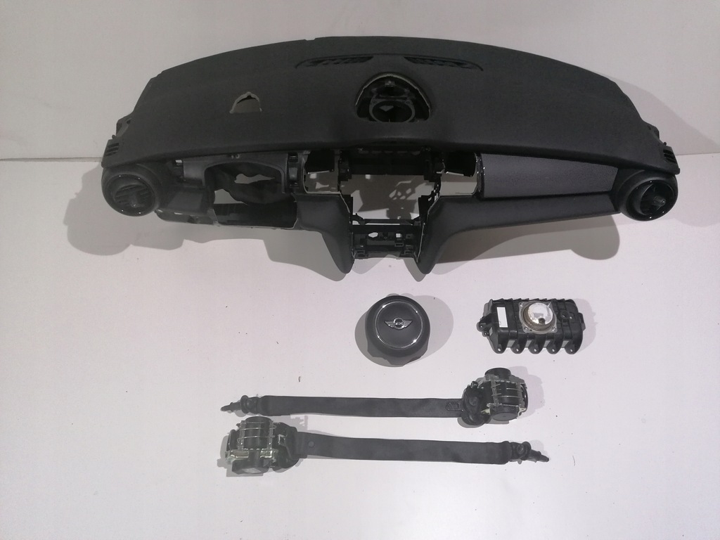 фото №1, Mini cooper f55 f56 jcw приборная панель консоль подушка безопасности ремни