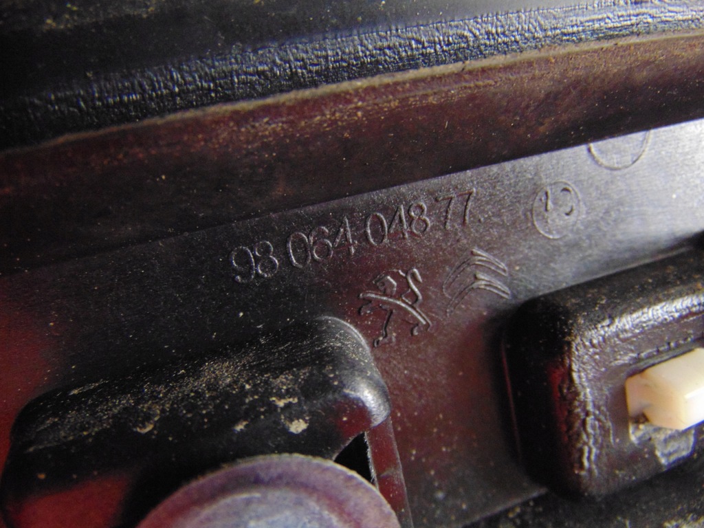 фото №14, Peugeot 2008 i молдинг крыша левая хром 9806404877