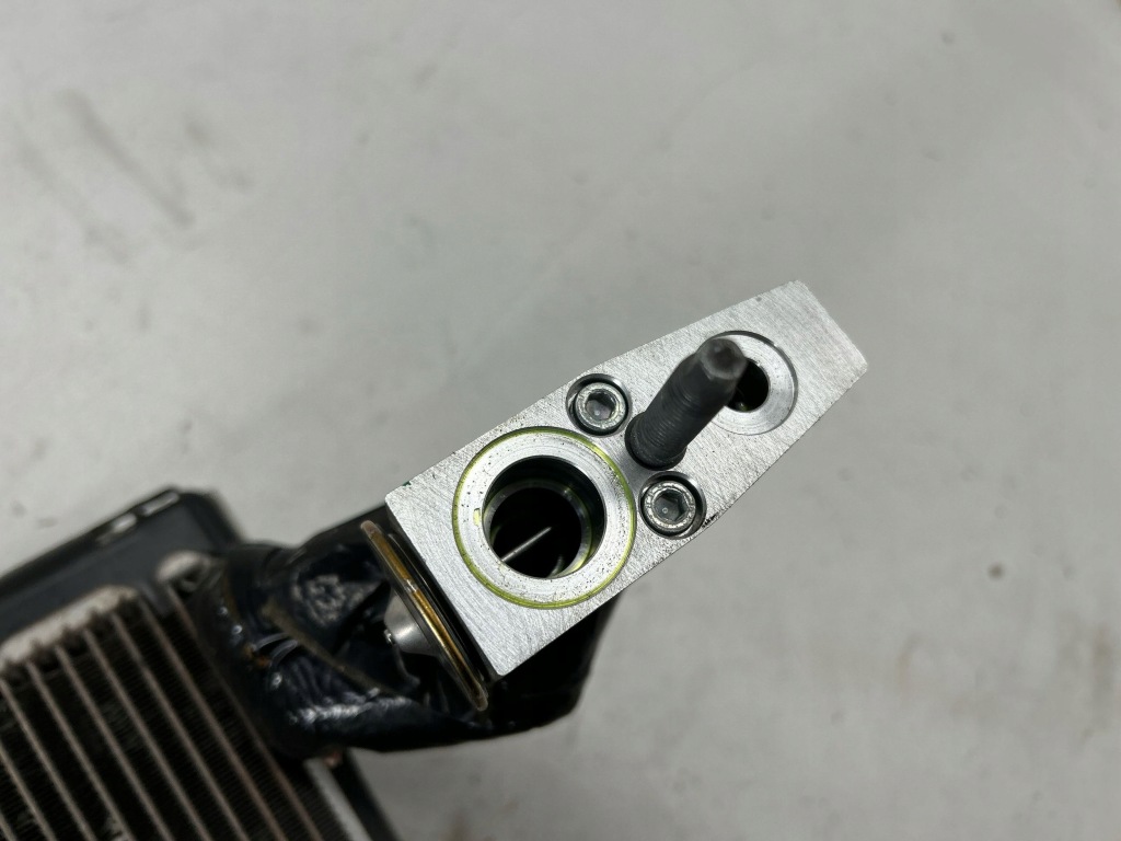 Випарник кондиціонера maserati ghibli 673009412 Недорого