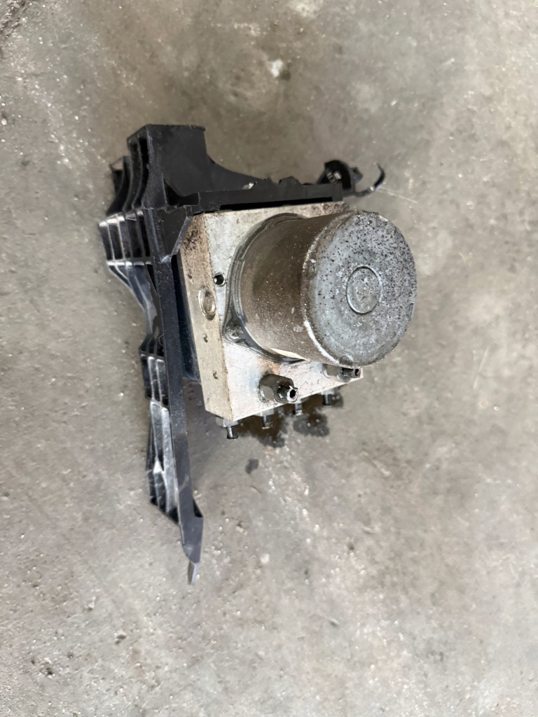 Купить Opel astra 1.6 насос abs 39120574