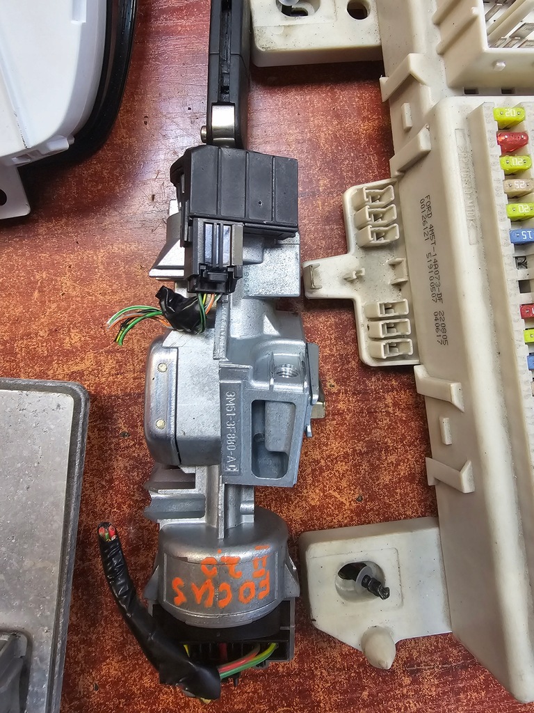 фото №11, Набір імобілайзер стартовий бортовий комп'ютер прилади коробка замок запалювання ford focus mk2 2.0b