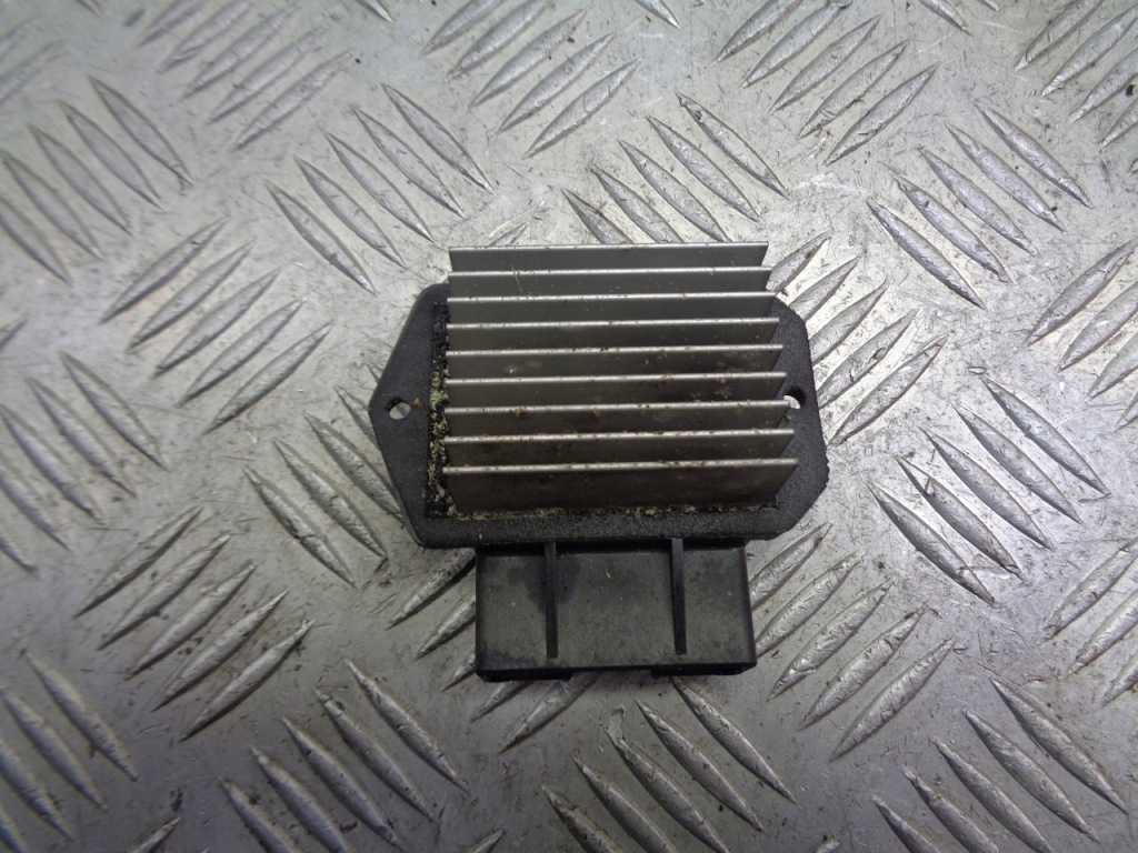 Купить Резистор резистор вентилятор toyota corolla verso