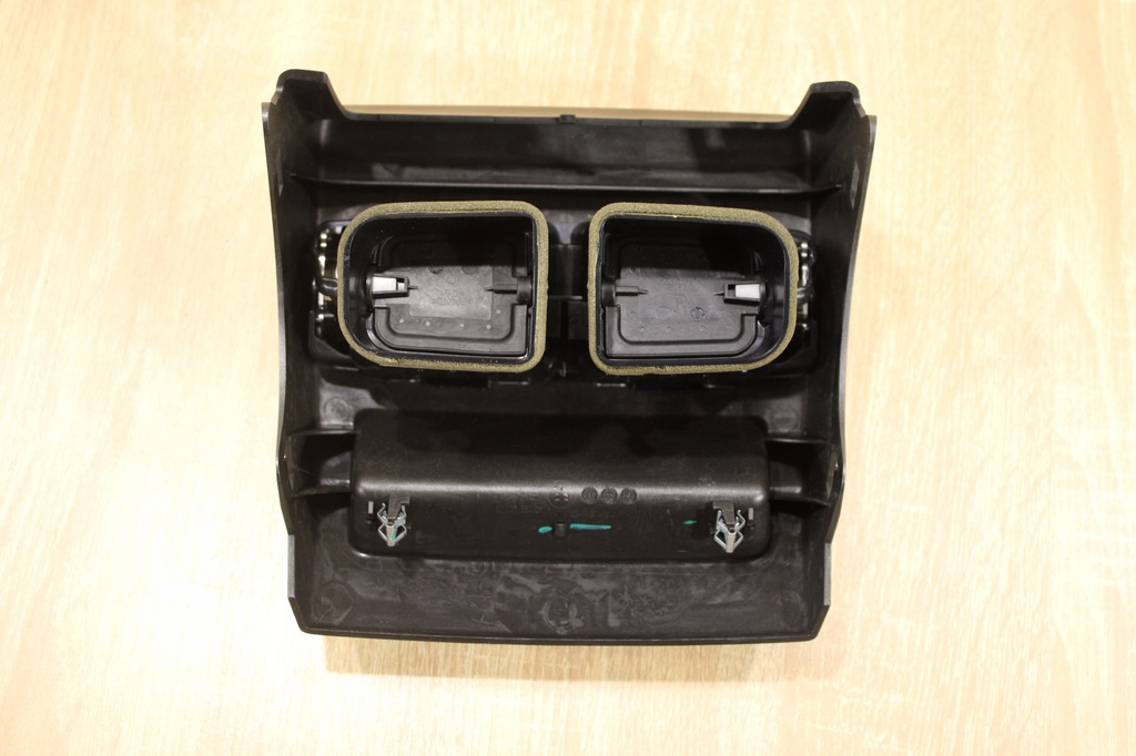 фото №4, Решітка обдув тунель підлокітник jaguar xf x250