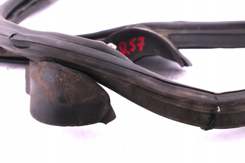 фото №11, Mini cooper r57 cabrio прокладка кришки багажника задня задня 7190618