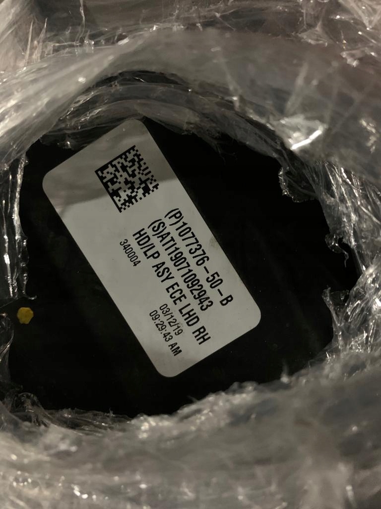 Tesla model 3 правый  фара full led Оригинал