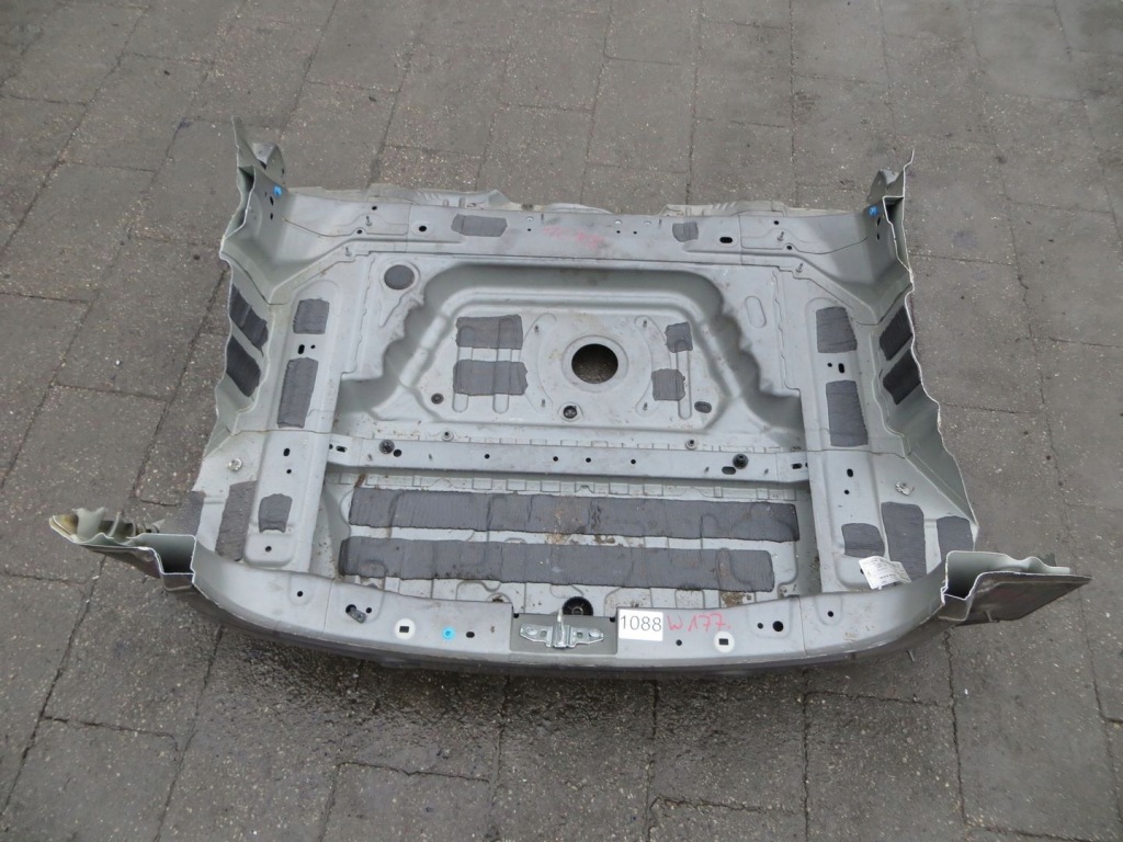 фото №1, Mercedes w177 поддон pas задний 787 17-