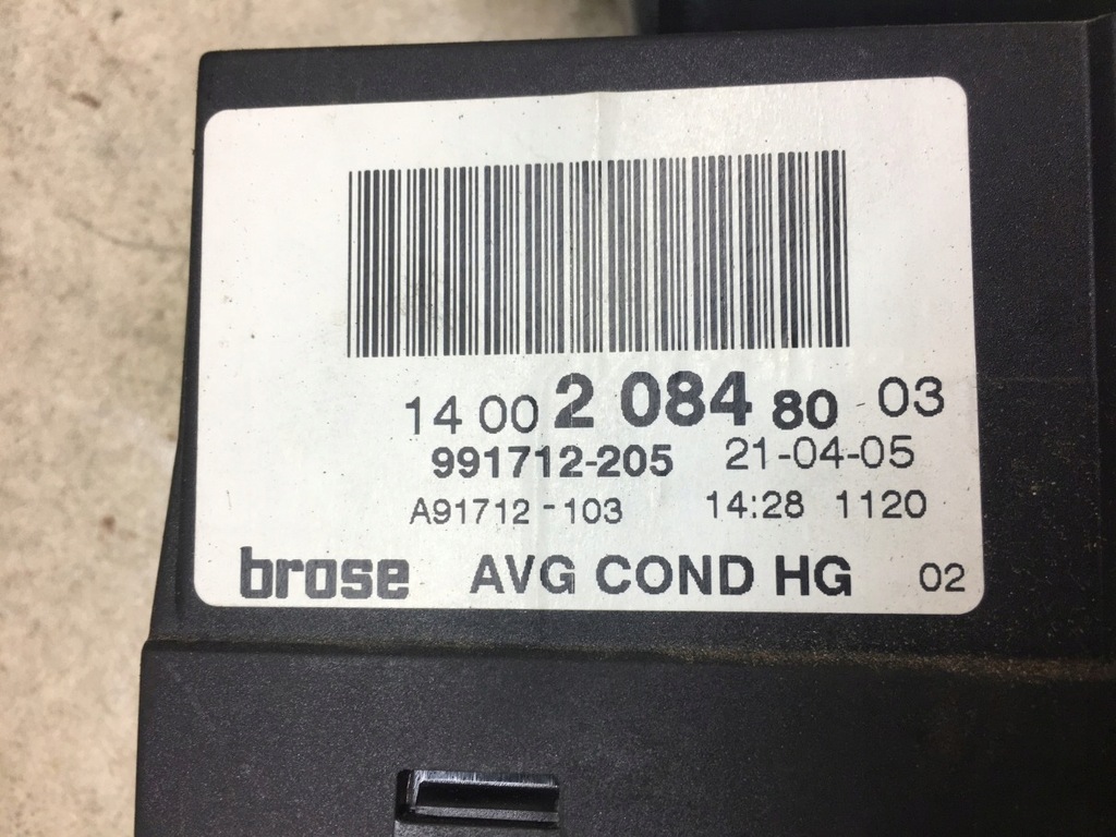 фото №8, Подъемник стекло левый перед 807 2.0 hdi