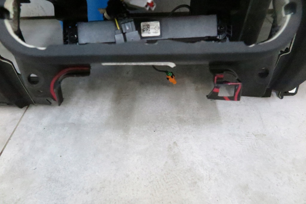 фото №8, Панель приладів подушка безпеки подушки безпеки ремені alfa romeo stelvio демонтаж