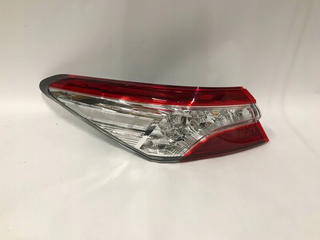 фото №1, Toyota camry ix 18- sedan лампа задняя левая светлая full led europa