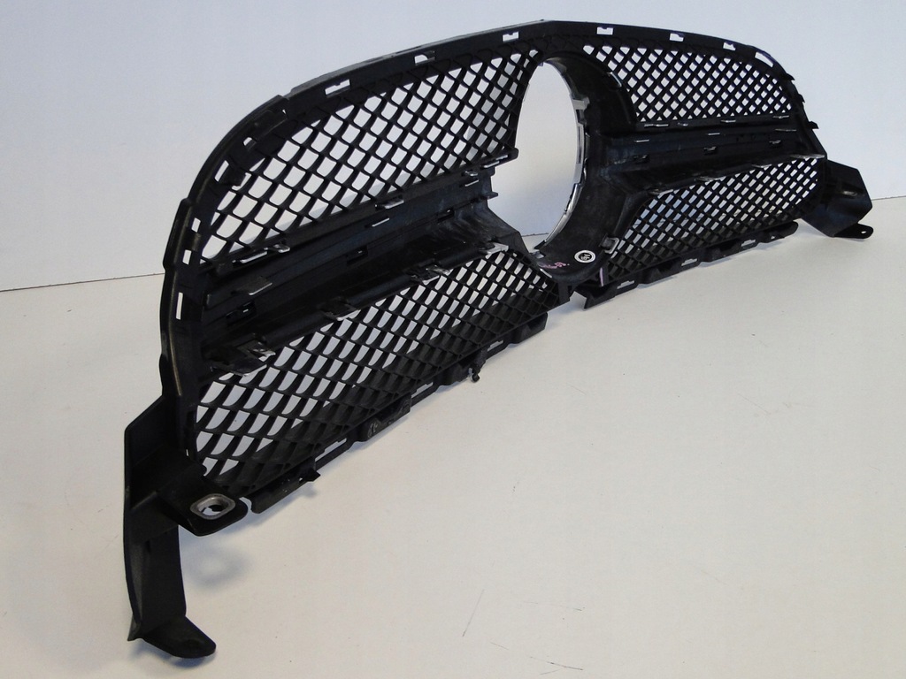 фото №11, Mercedes c 205 c/a решётка радиатора решётка радиатора 63 amg камера w205