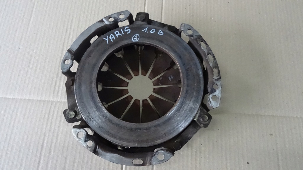 фото №1, Toyota yaris i 1.0b прижим сцепления