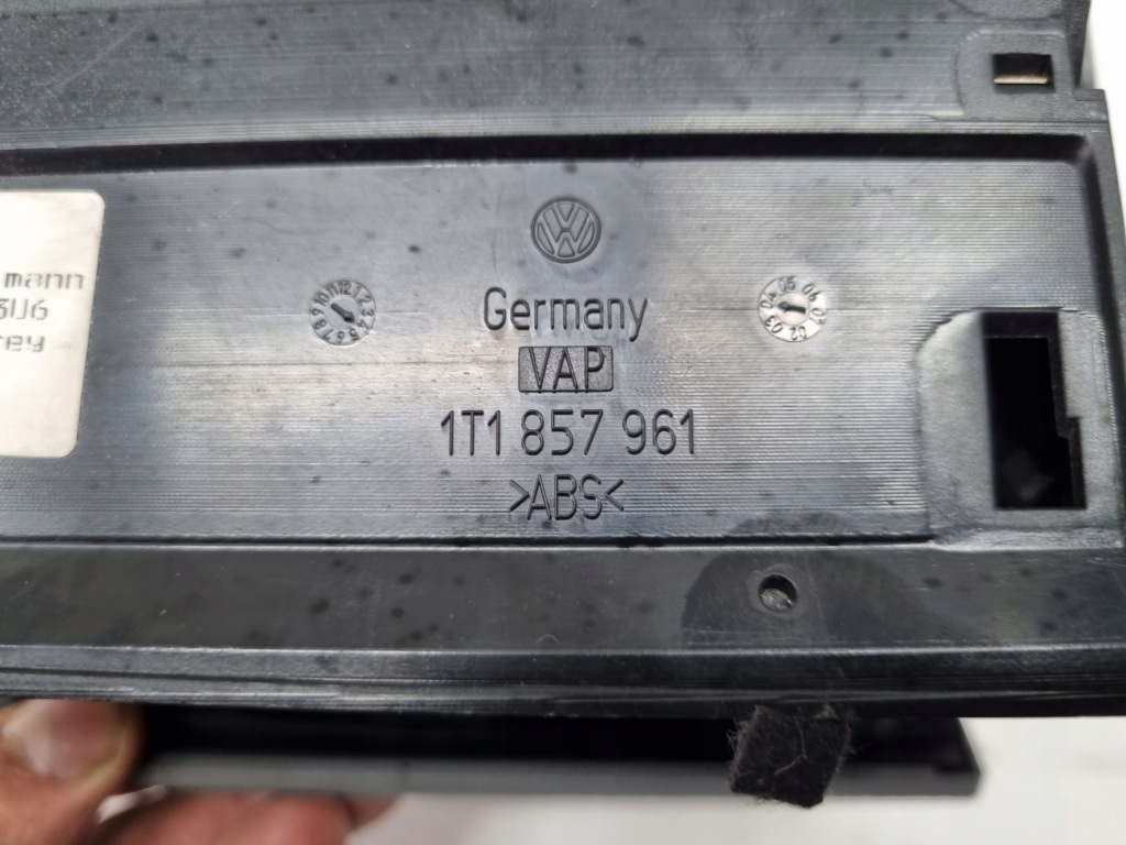 фото №8, Пепельница бардачок vw touran i 1t1857961d