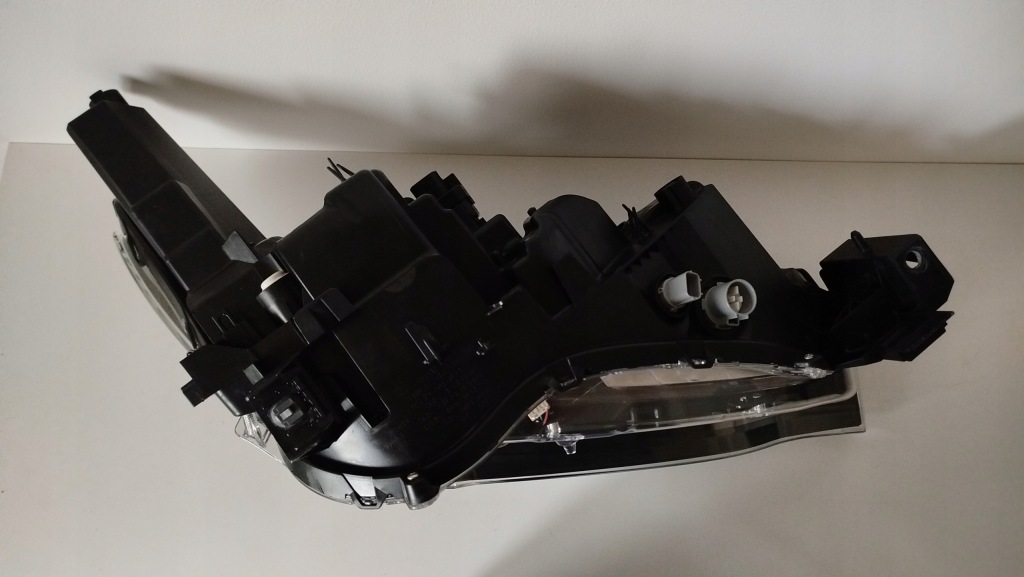 Фара ліва перед mazda cx5 cx-5 2 full led поворотна 2017-21 cała гарний стан америка в Україні