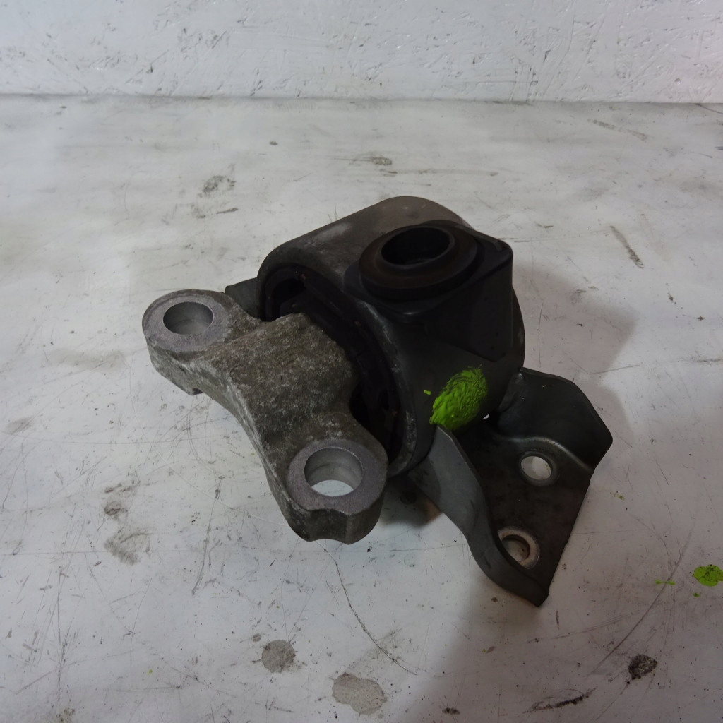 фото №1, Opel corsa d 1.4b подушка двигатель 13130739