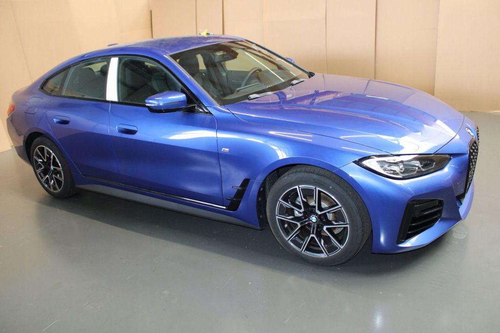 Оригінальна захист прокладка капот лампи ліва bmw g26 g22 g23 9883647 51km Київ