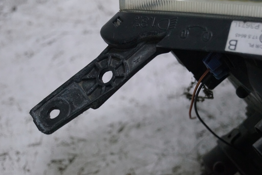 фото №8, Лампа левый перед suzuki ignis ii