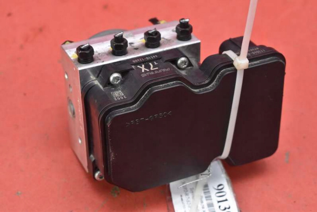 фото №6, Насос abs 44510-12600 toyota corolla e21 1.8 hybrid 98 km 19-