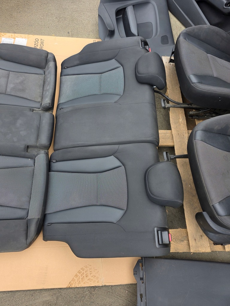 фото №14, Сиденье сиденья комплект audi a1 8x 8x3 3-дверь кожа+ материал оригинал !!!