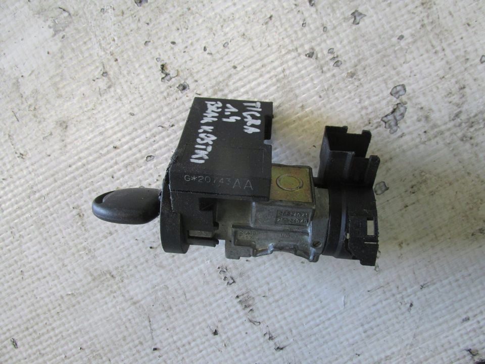 фото №1, Opel tigra a 1.4 замок запалювання ключ