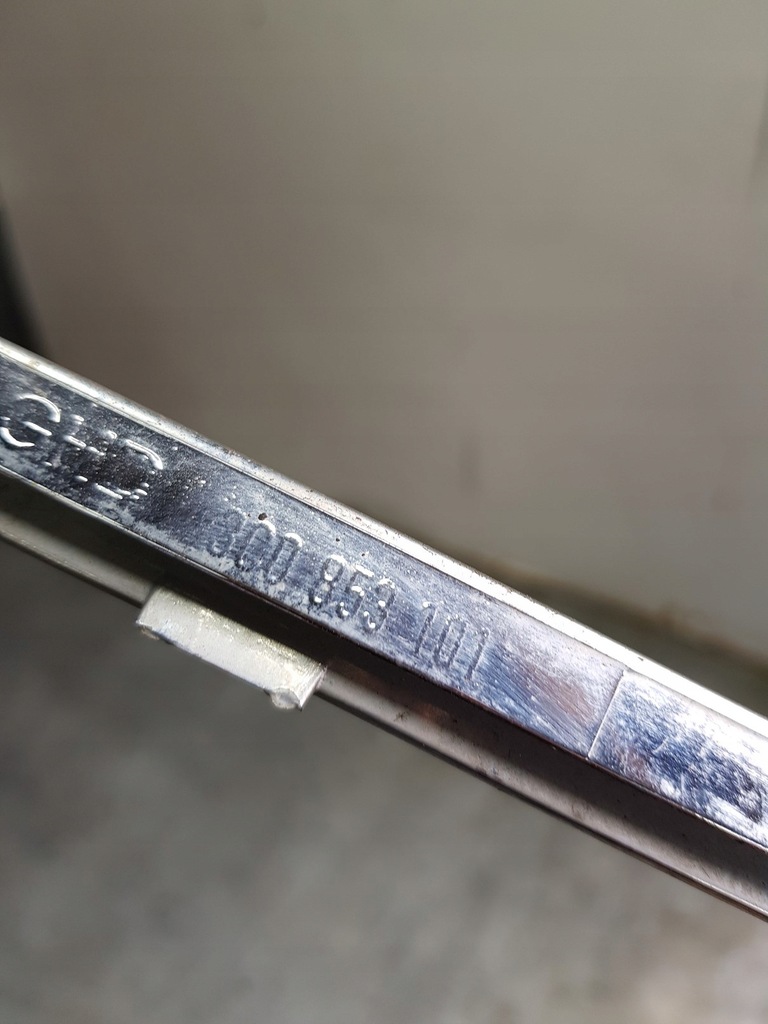 фото №8, Молдинг решетка хром vw passat b6 3c0853101